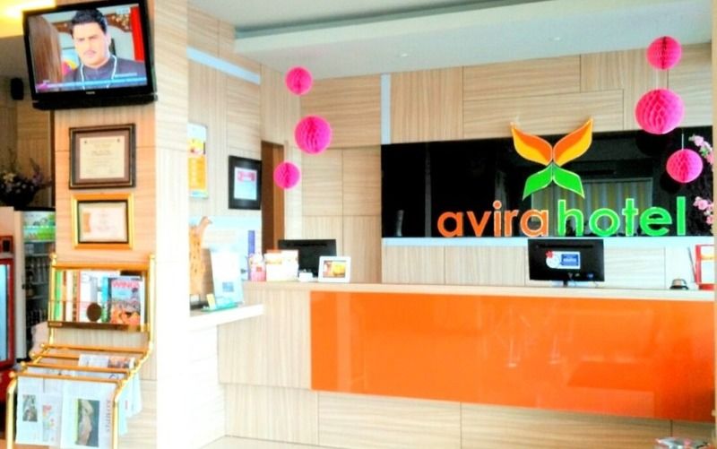 Amaris Hotel Panakkukang Makassar Exterior photo